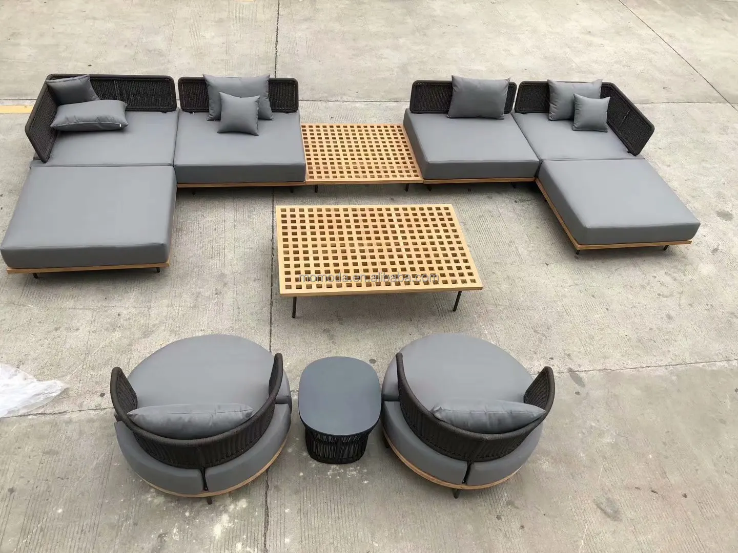 Furniture  Outdoor Italian des - đánh giá và giá Outdoor Furniture Italian